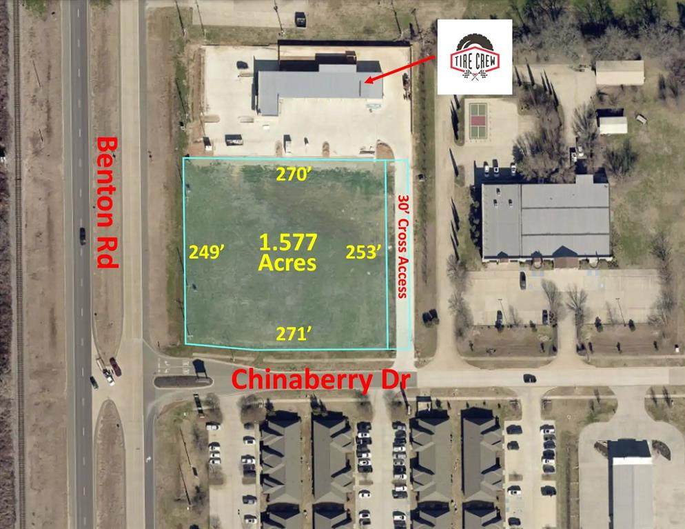 1001 Chinaberry Drive - Photo 1