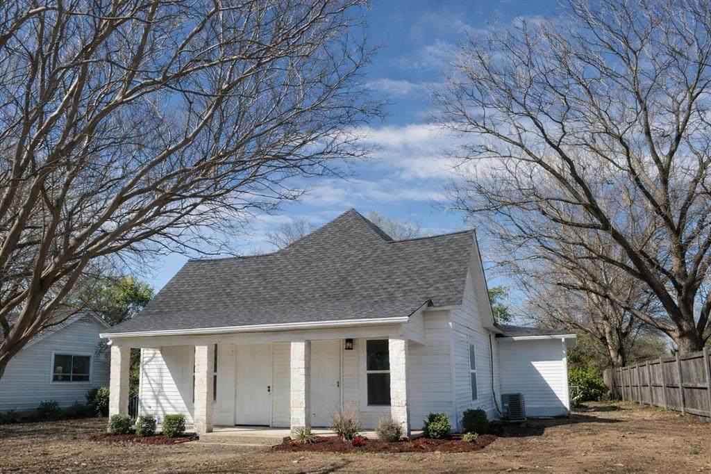 807 Kaufman Street - Photo 1