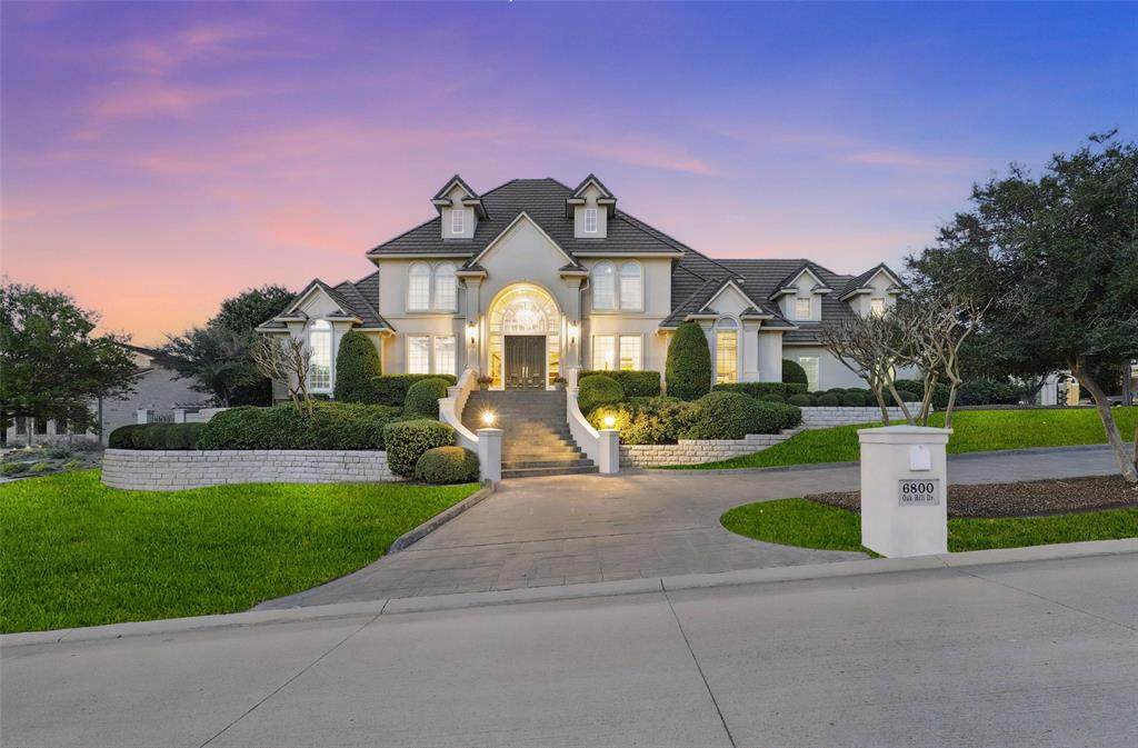 6800 Oak Hill Drive - Photo 1