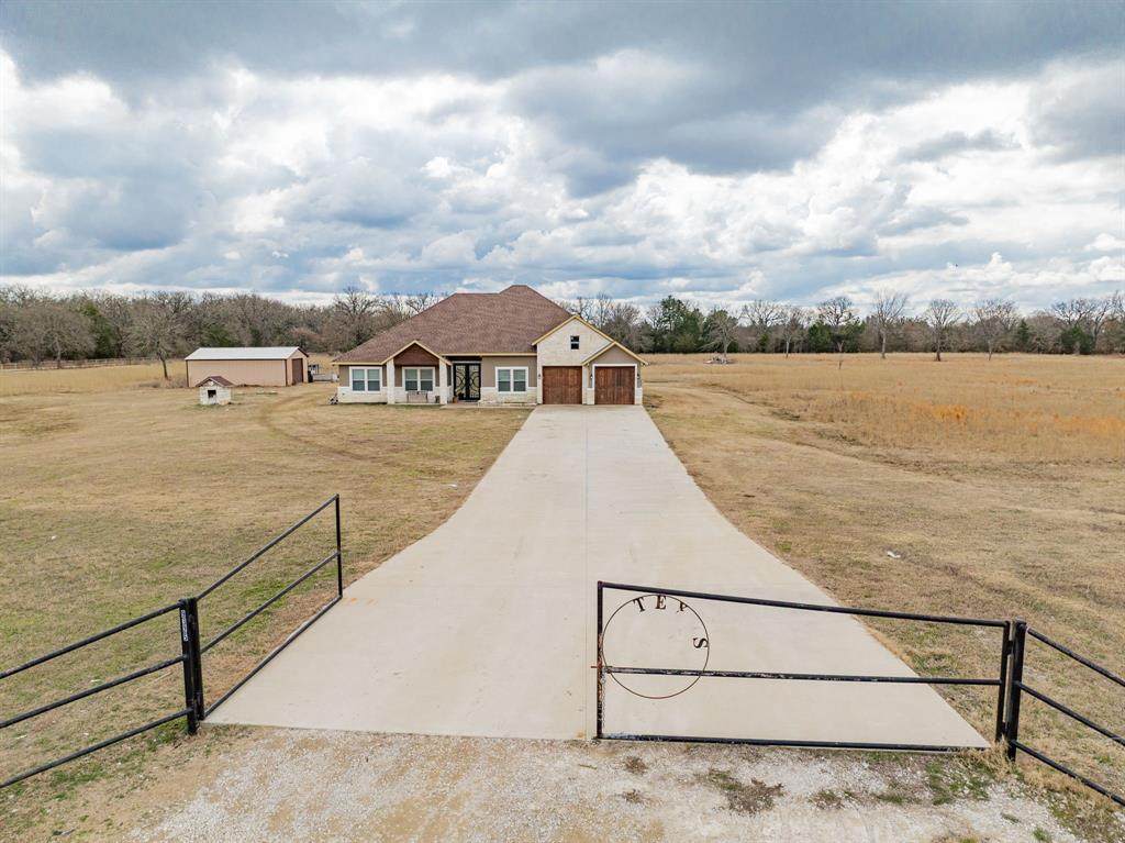 9325 County Road 4074 - Photo 1