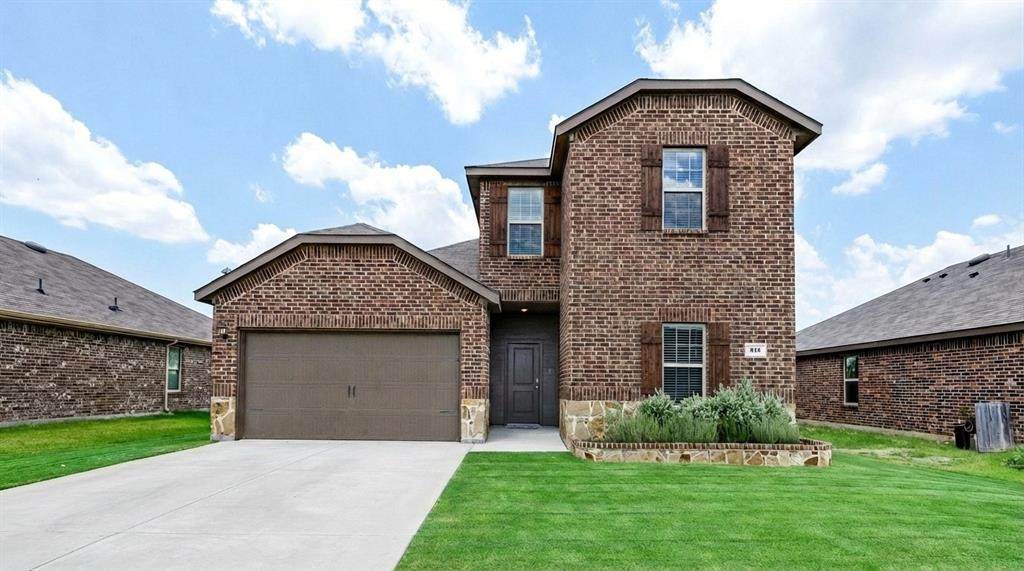 315 Pine Hollow Way - Photo 1