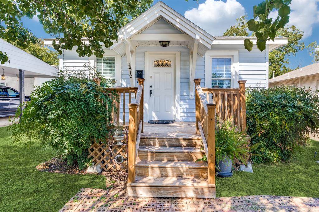 4812 Calmont Avenue - Photo 1