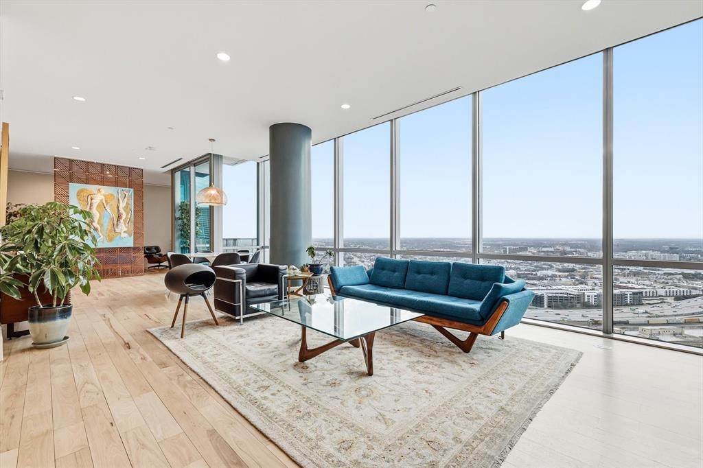 1301 Throckmorton Street - Photo 1