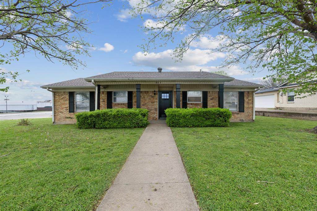 805 La Salle Drive - Photo 1