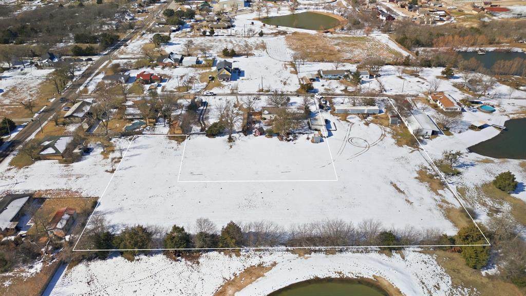 610 9th Street - Photo 1