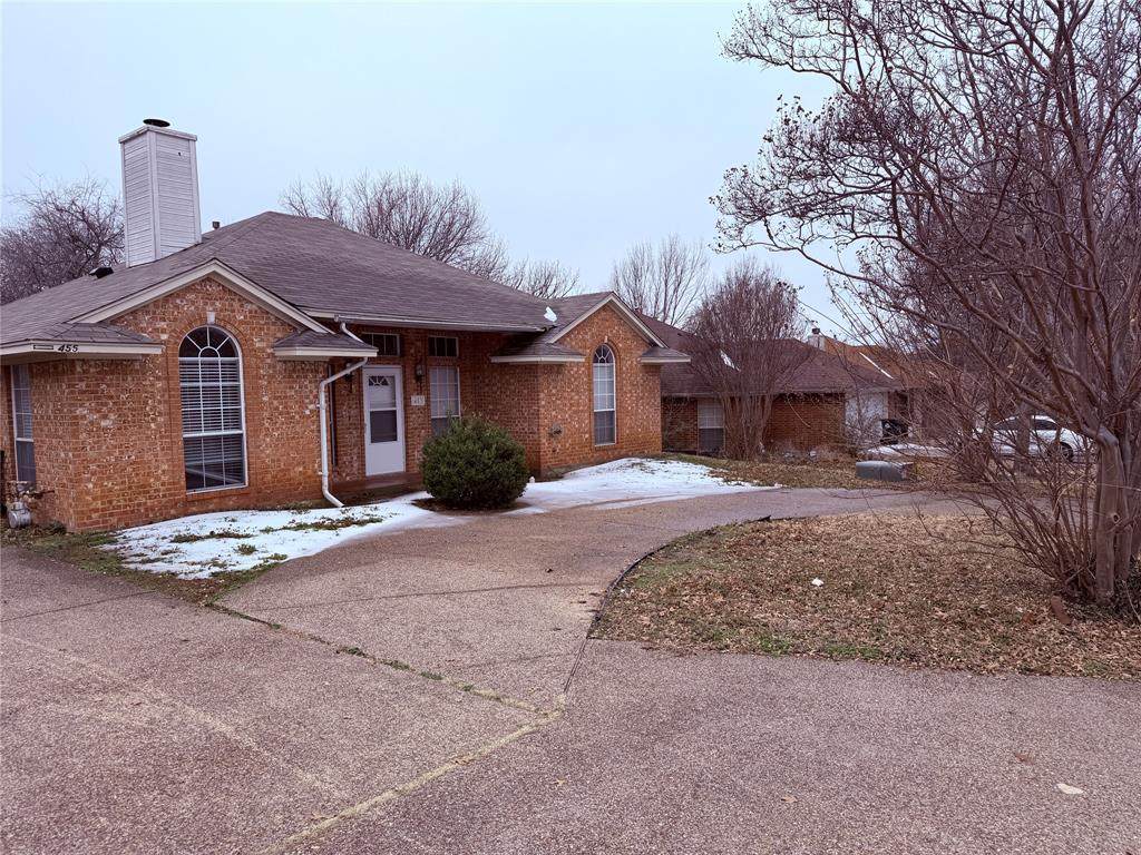 453 Strata Drive - Photo 1