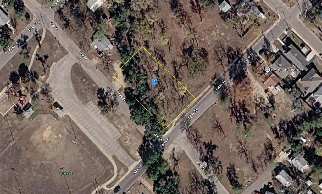 1310 2nd Street - Photo 1