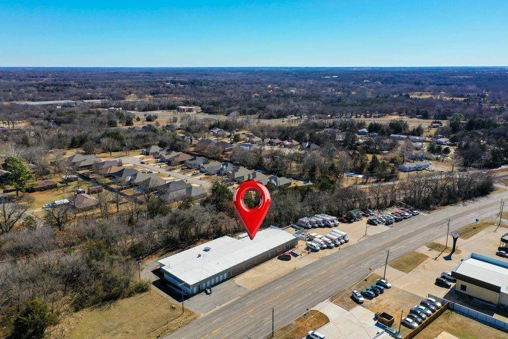 3000 & 3006 Woodlawn Boulevard - Photo 1