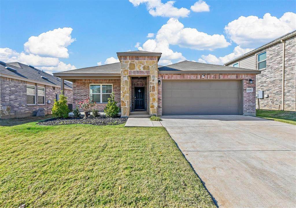 2008 Village Creek Lane - Photo 1