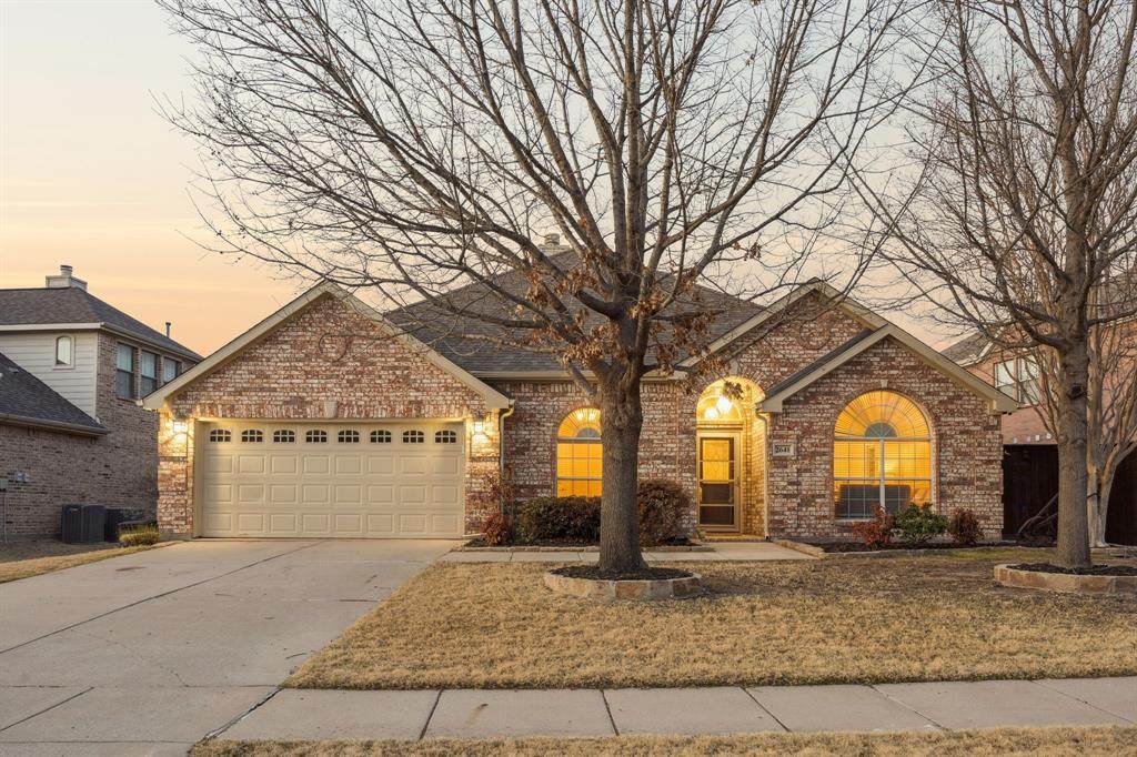2641 Whispering Trail - Photo 1