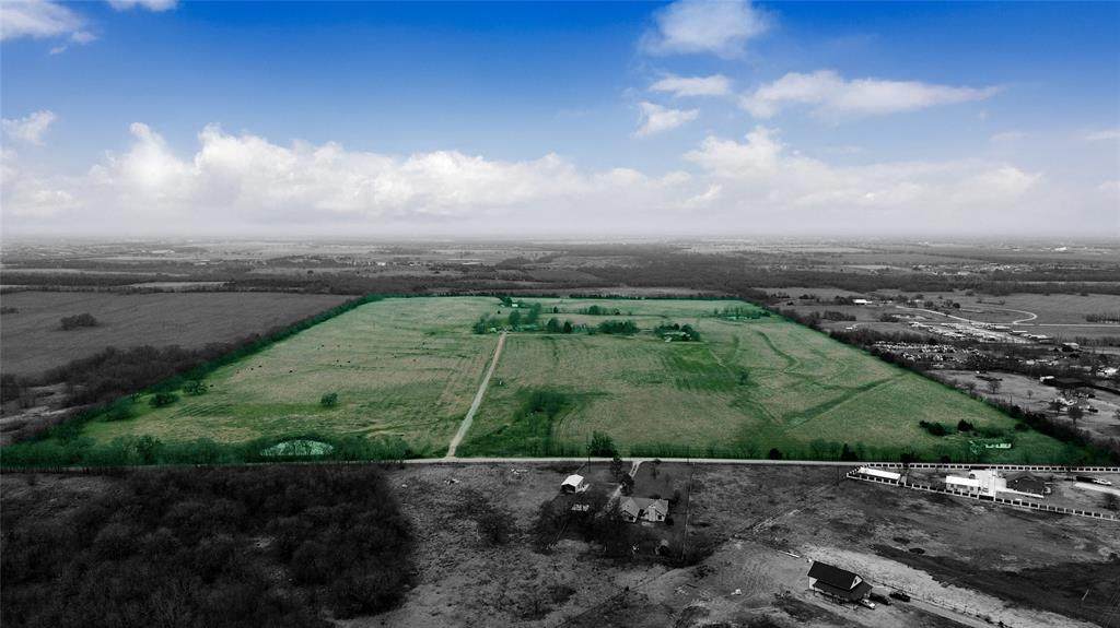 5080 County Road 2664 - Photo 1