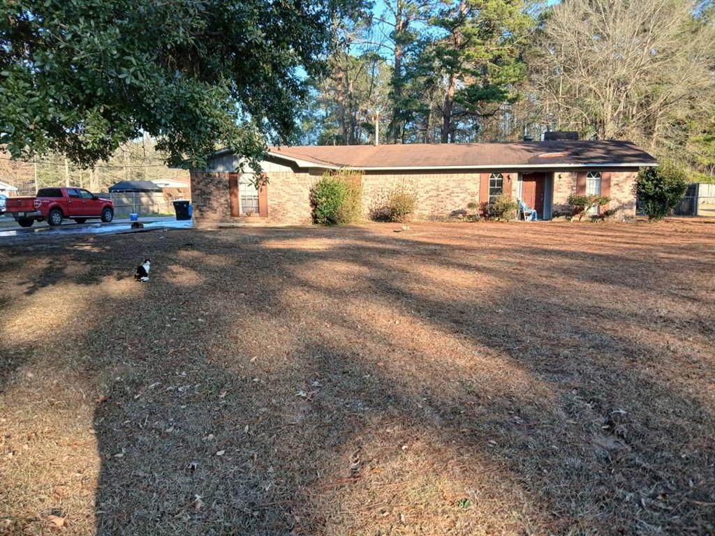 423 11th Street - Photo 1