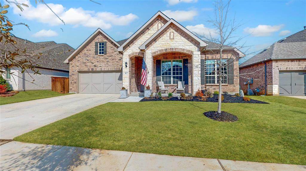 817 Fallbrook Avenue - Photo 1