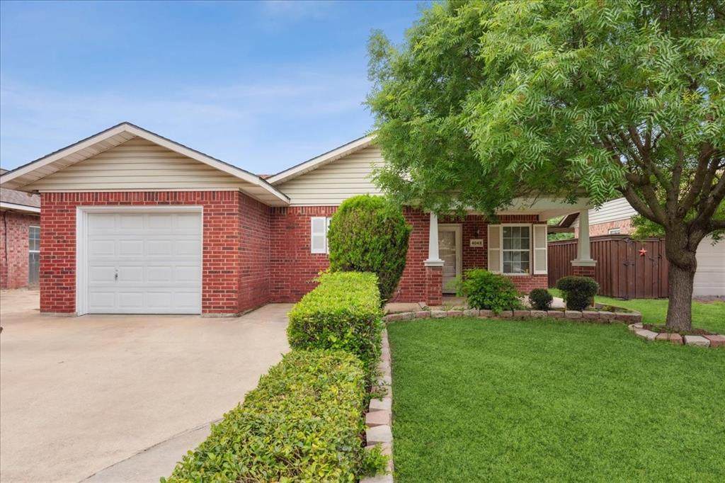 4043 Gray Oak Place - Photo 1