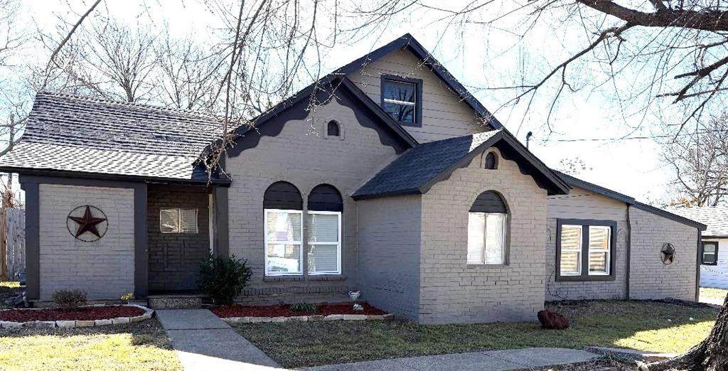 2010 Wesley Drive - Photo 1