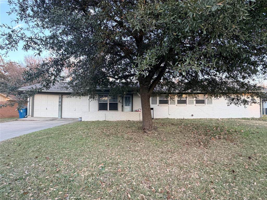 700 Spears Street - Photo 1
