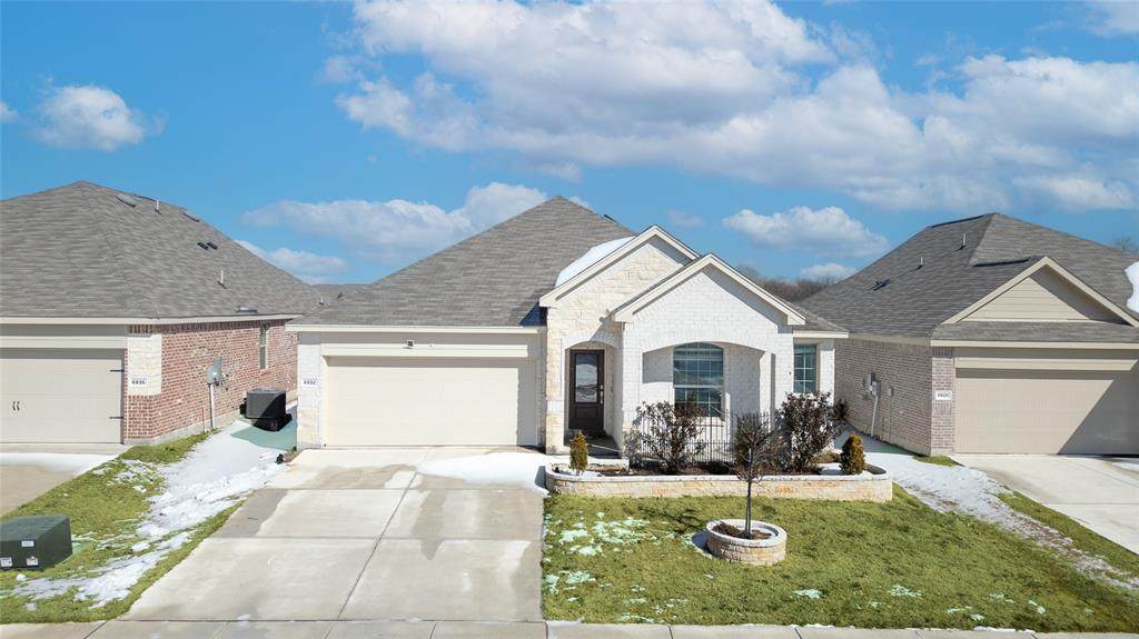 6932 Falconer Way - Photo 1