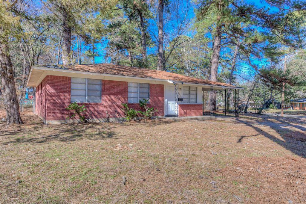 3002 Hoyte Drive - Photo 1