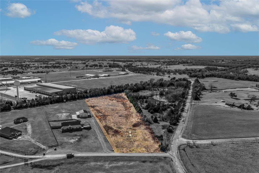 114 Private Road 7505 - Photo 1