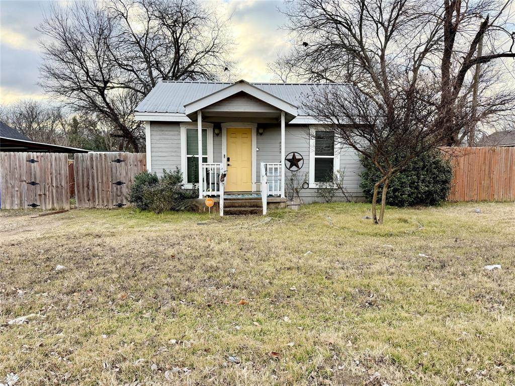 2222 Speight Avenue - Photo 1
