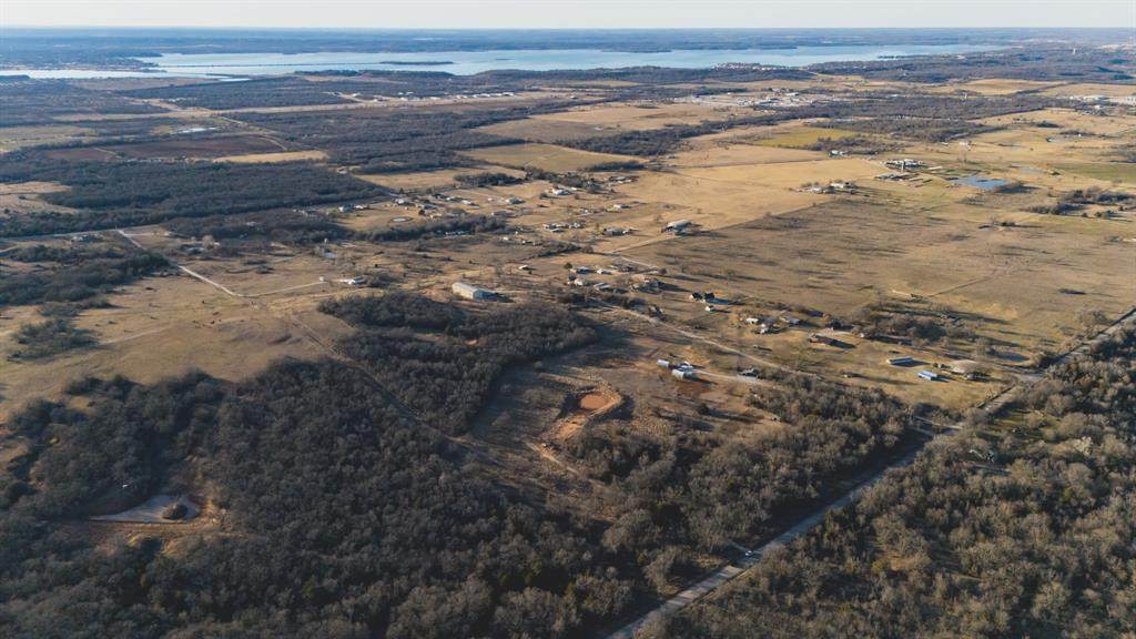 800 County Road 3519 - Photo 1