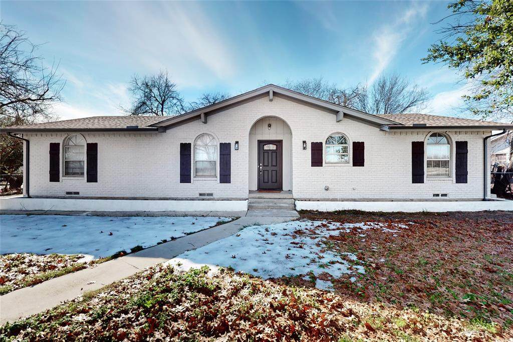 4620 University Drive - Photo 1