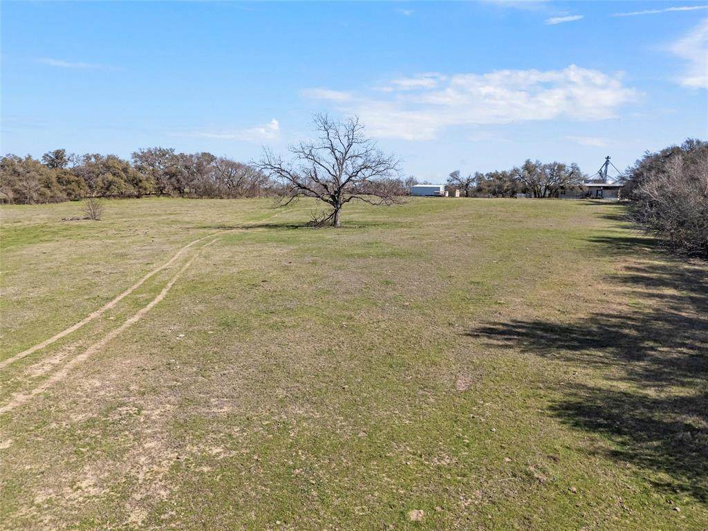 2359 Fm 935 - Photo 1