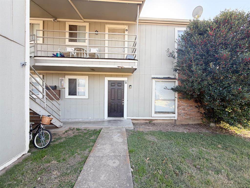 604 Walter Stephenson Road - Photo 1