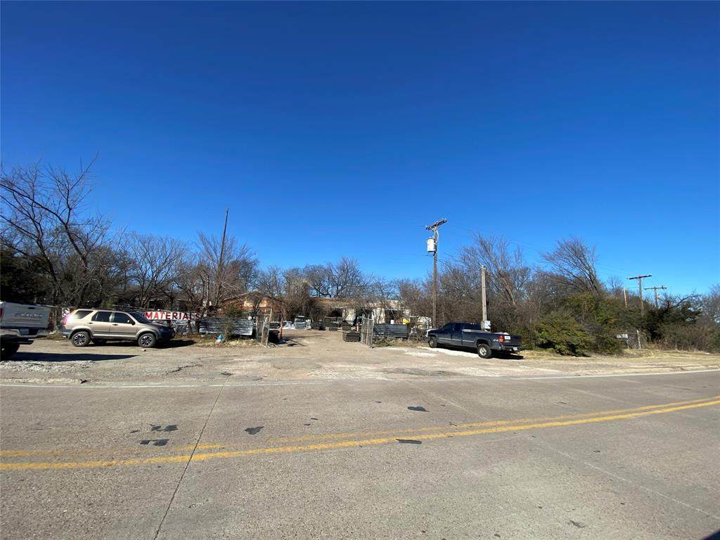 5417 Peachtree Road - Photo 1