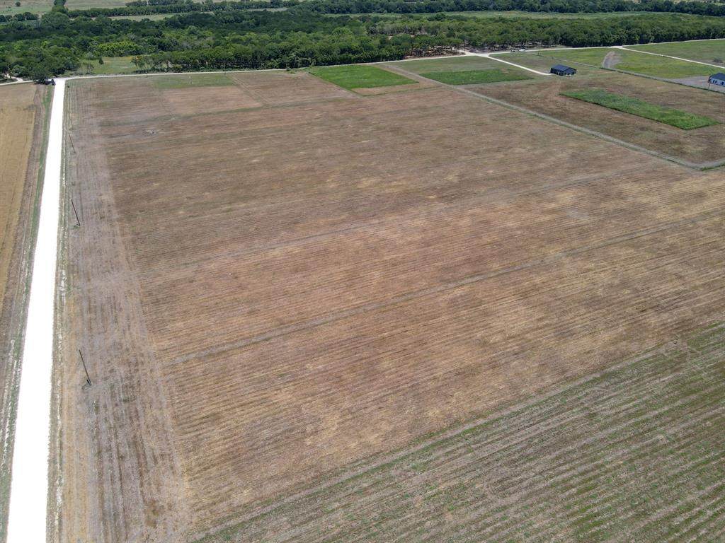 9141 County Road 101A - Photo 1