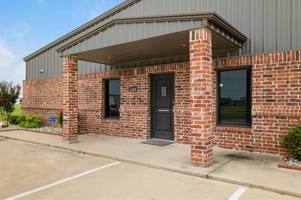 1208 Industrial Boulevard - Photo 1