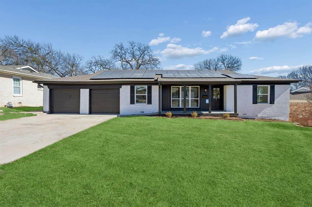 808 Lee Drive - Photo 1