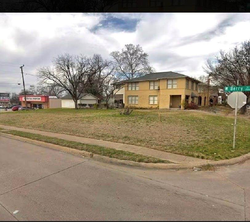 1500 Berry Street - Photo 1