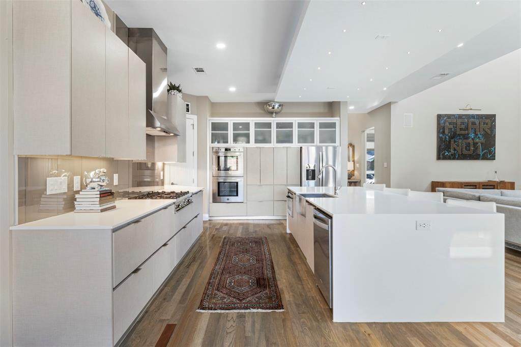 3955 Park Lane - Photo 1