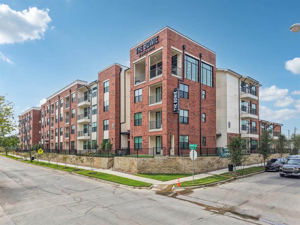 405 Ewing Avenue - Photo 1