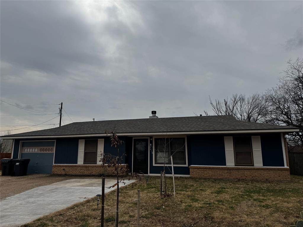 2416 Morris Drive - Photo 1