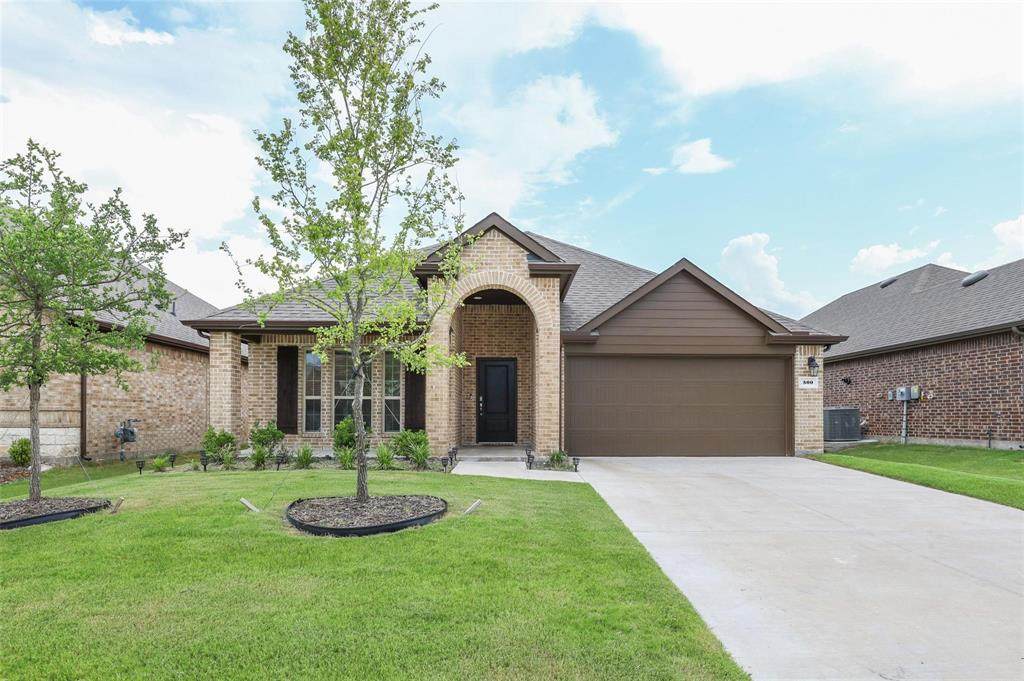 500 Cowboy Way - Photo 1
