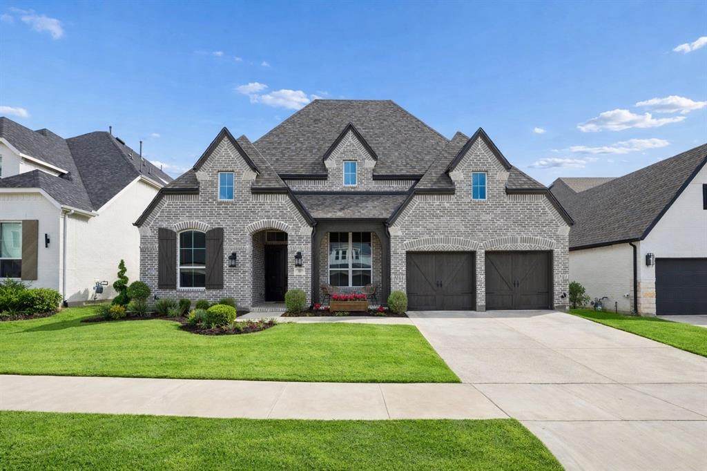 313 Pioneer Trail - Photo 1