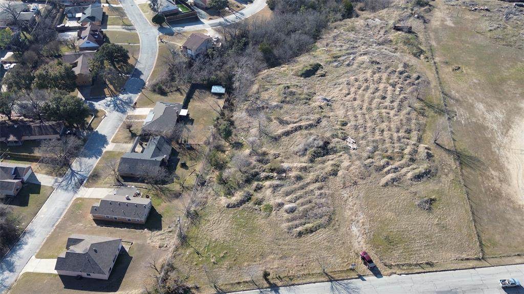 2241 Briardale Road - Photo 1