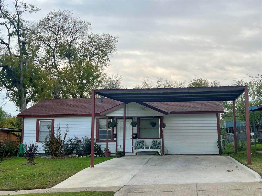 1328 Jessamine Street - Photo 1