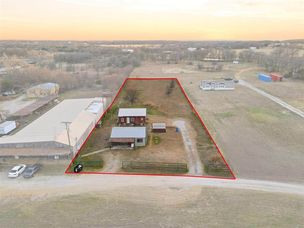 10669 Mineral Wells Highway - Photo 1