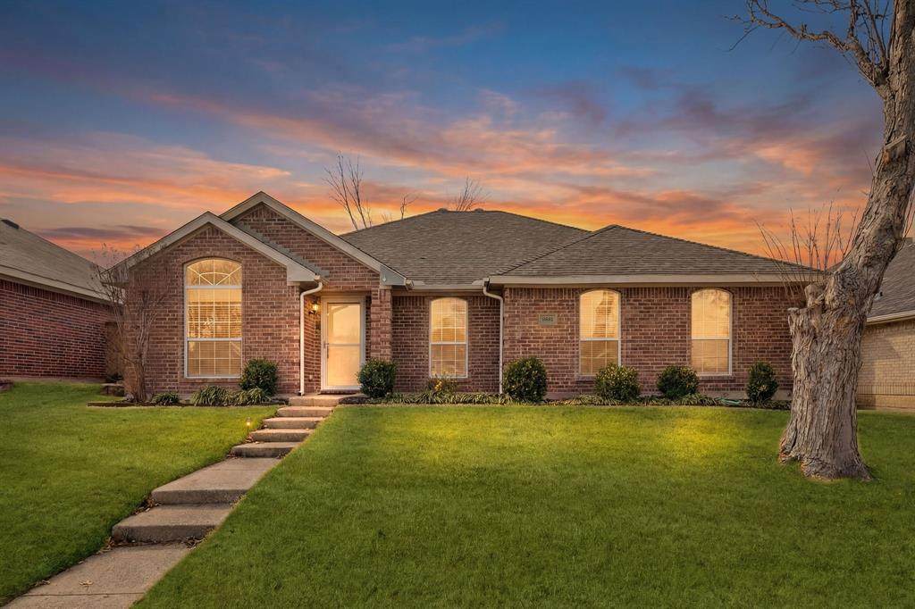 9881 Cambridge Drive - Photo 1