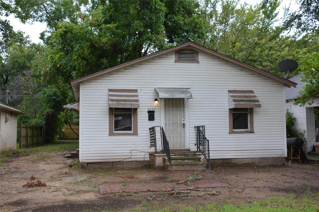 3019 Lindholm Street - Photo 1
