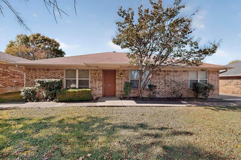 2320 Bernard Street - Photo 1