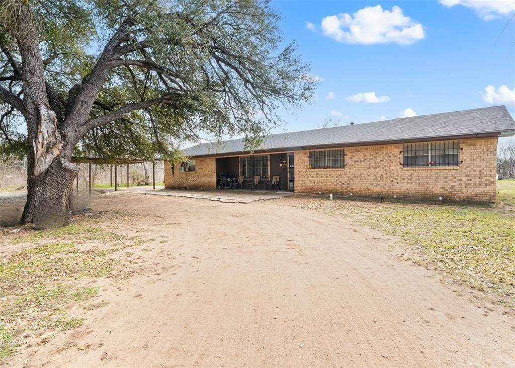 520 Quaid Street - Photo 1