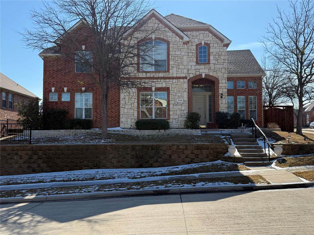 1020 Thorncliff Trail - Photo 1