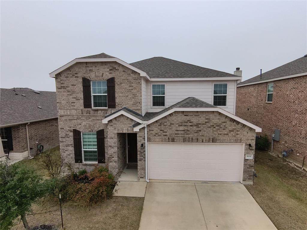 909 Cormorant Street - Photo 1