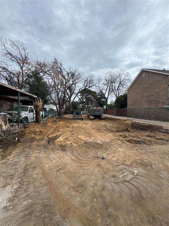 508 Riverside Drive - Photo 1