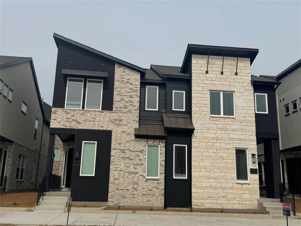 805 Meadowcrest Drive - Photo 1
