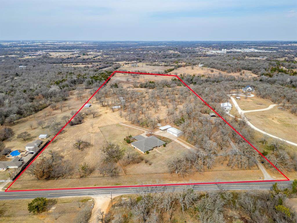 2137 Fm 3136 - Photo 1